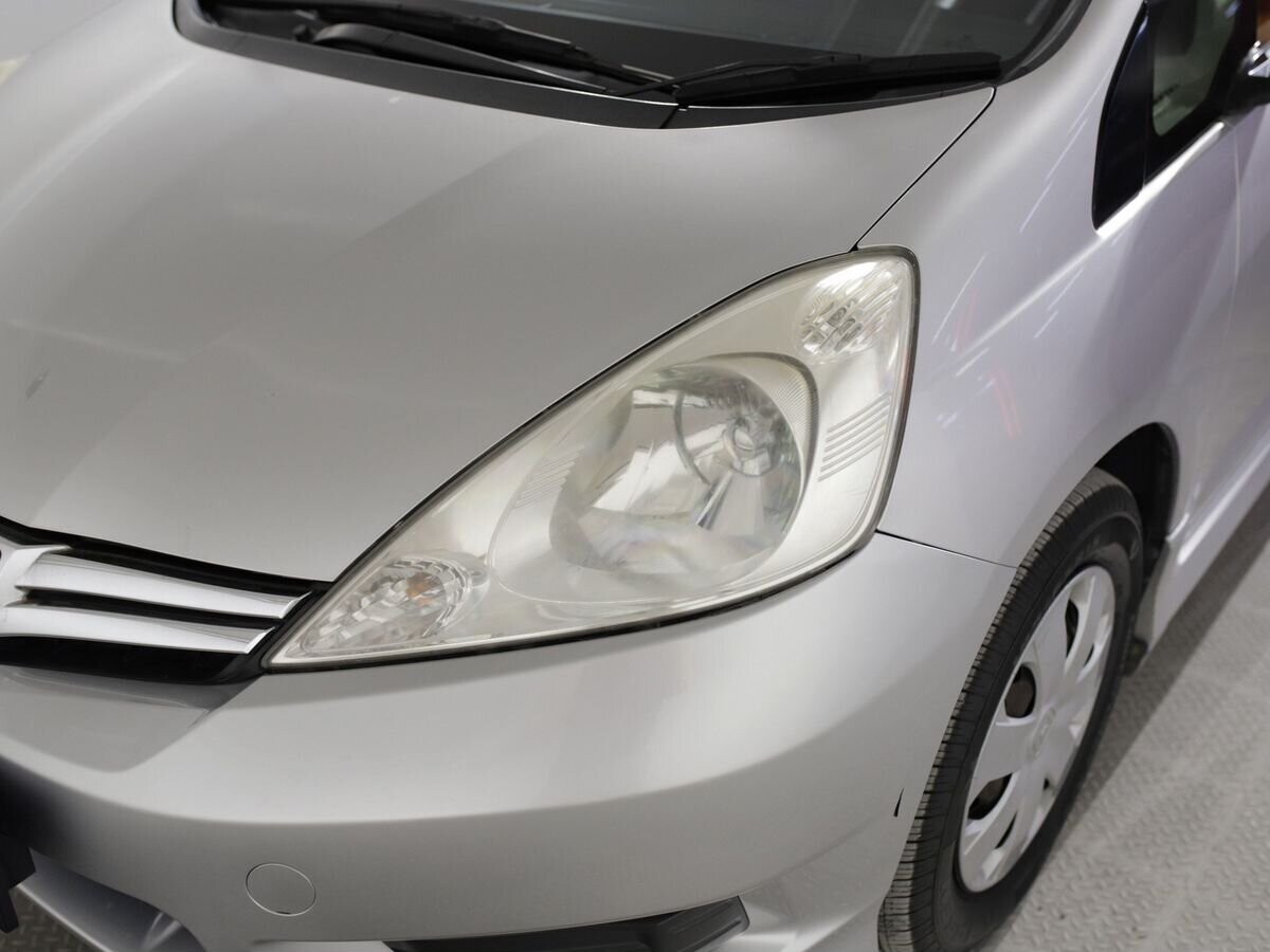Honda Fit Shuttle 2011 - фото автомобиля