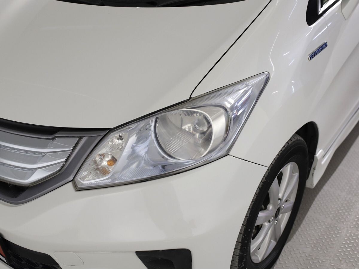 Honda Freed 2014 - фото автомобиля