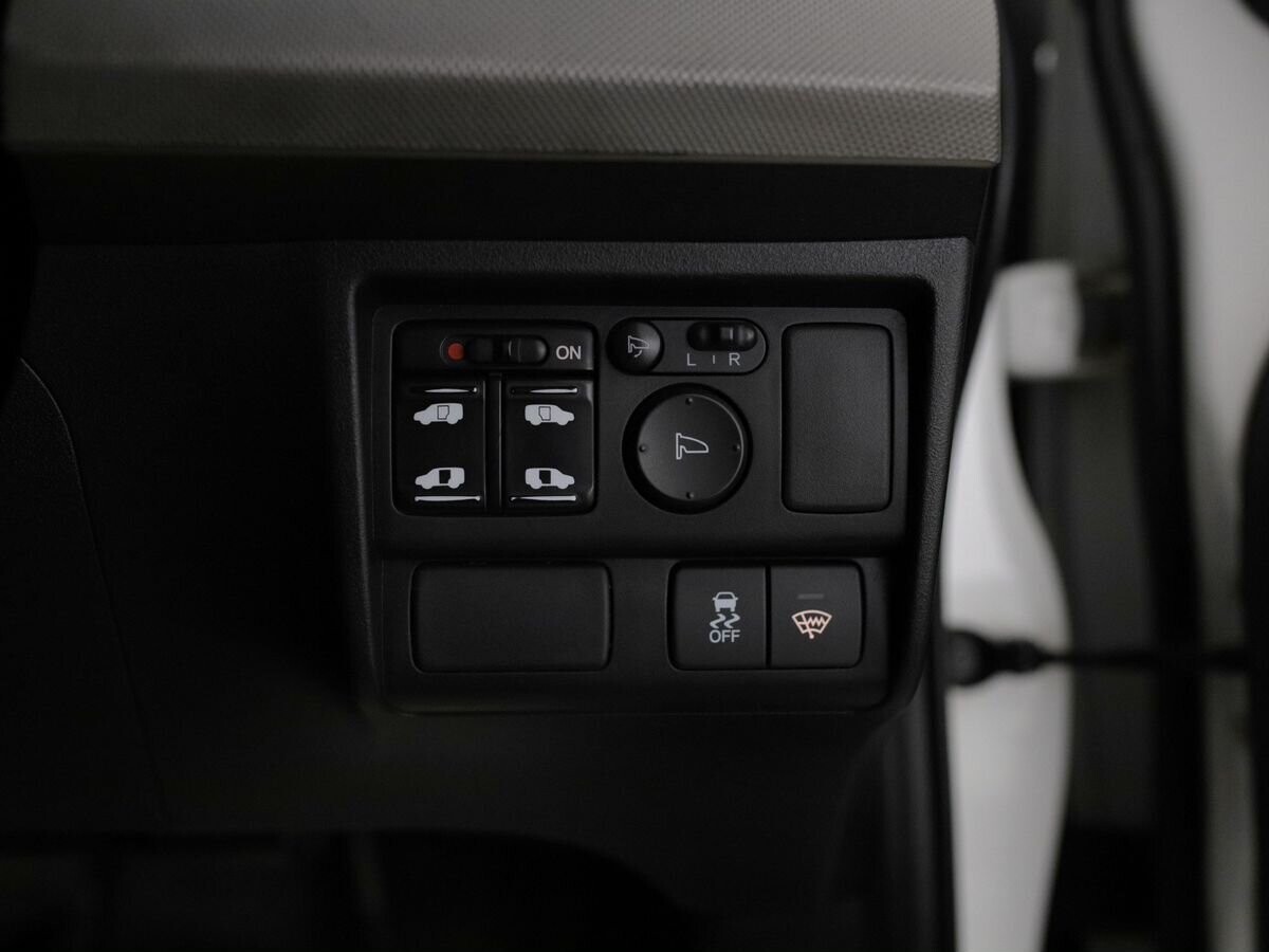 Honda Freed 2014 - фото автомобиля