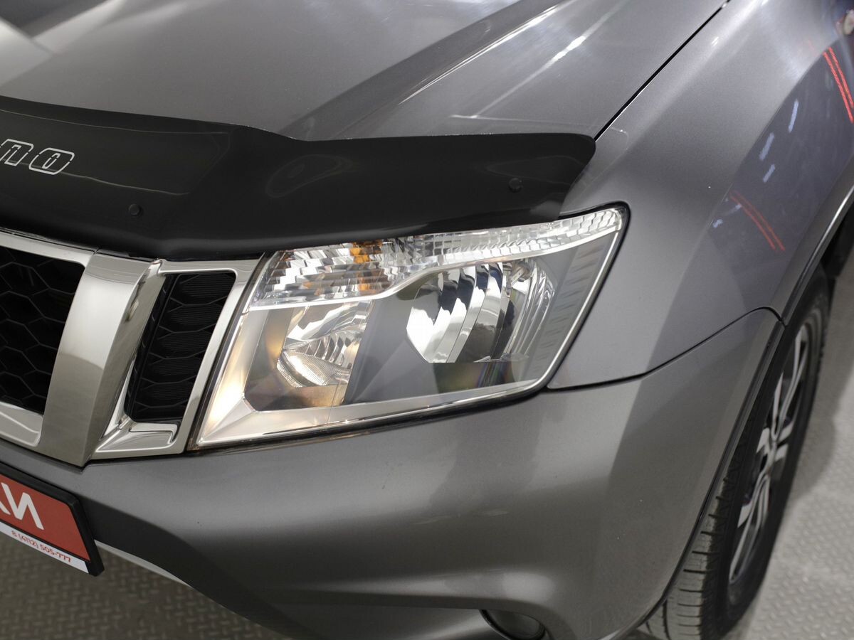 Nissan Terrano 2019 - фото автомобиля