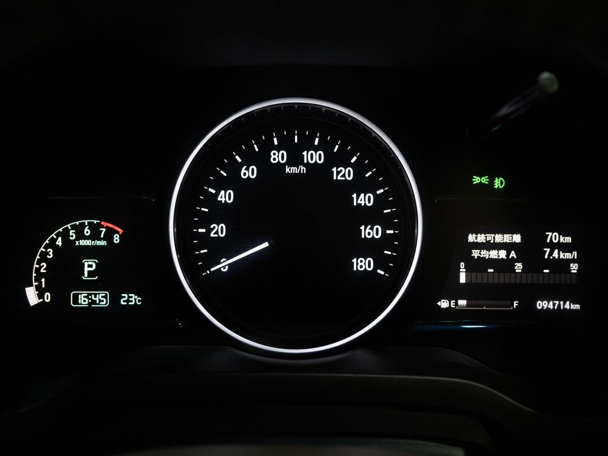 Honda Vezel 2018 - фото автомобиля