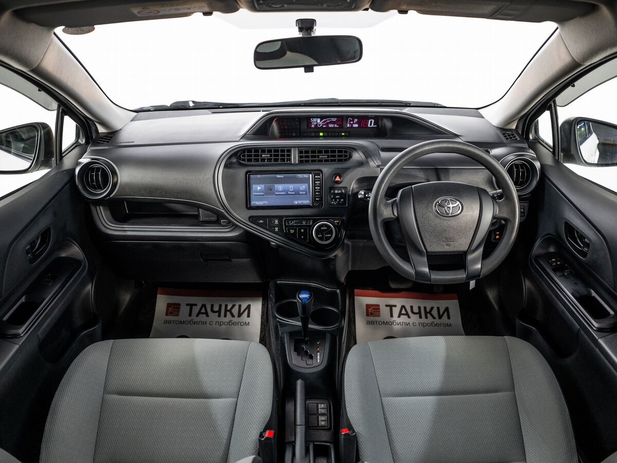 Toyota Aqua 2017 - фото автомобиля