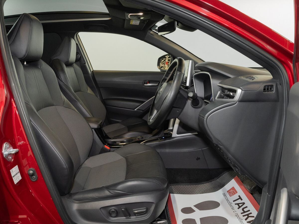 Toyota Corolla Cross 2021 - фото автомобиля