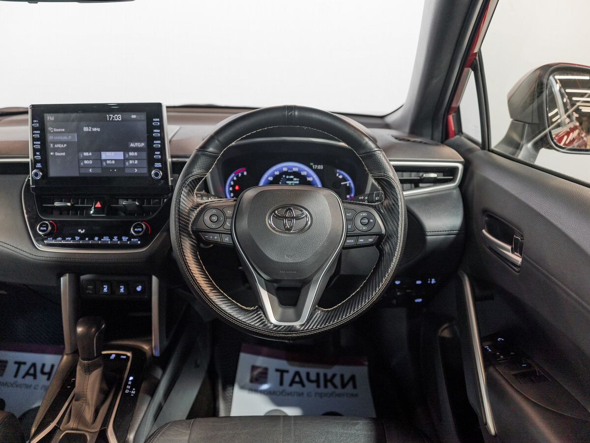 Toyota Corolla Cross 2021 - фото автомобиля