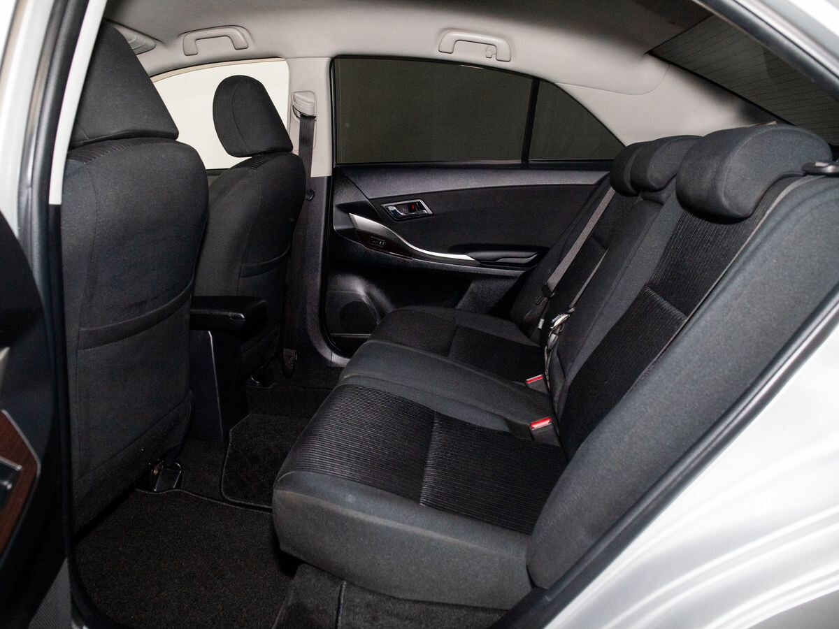 Toyota Allion 2018 - фото автомобиля