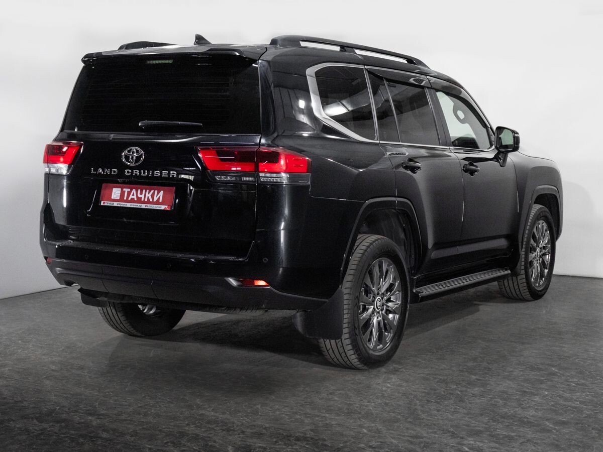 Toyota Land Cruiser 2021 - фото автомобиля
