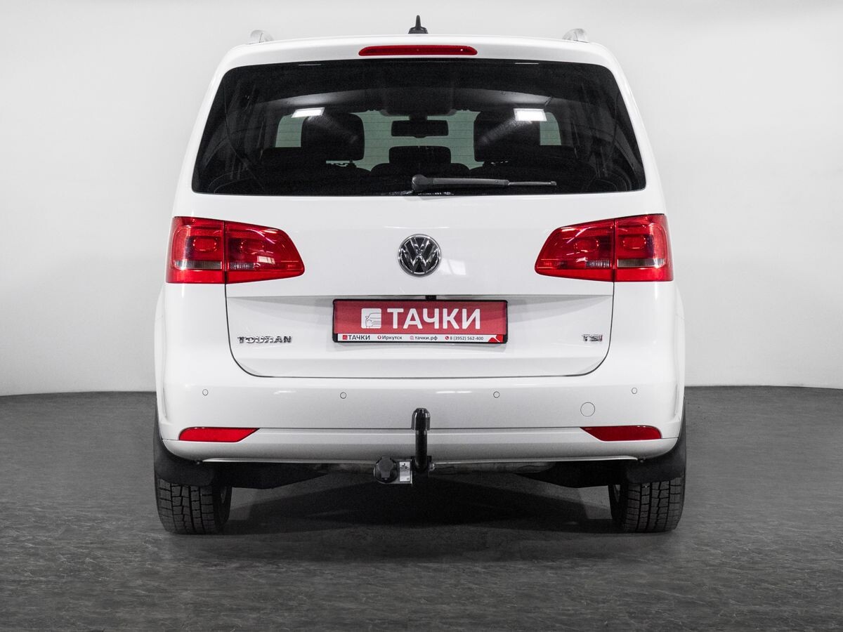 Volkswagen Touran 2012 - фото автомобиля