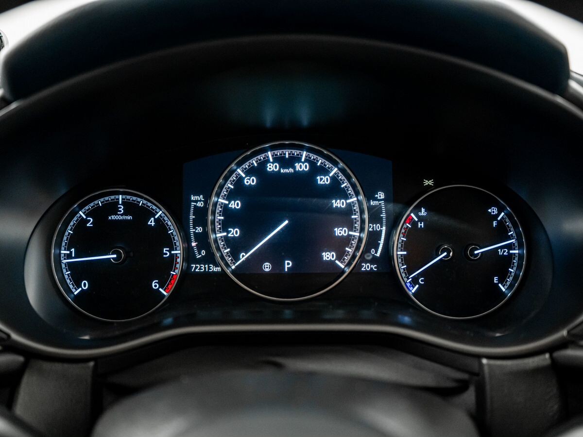Mazda CX-30 2020 - фото автомобиля