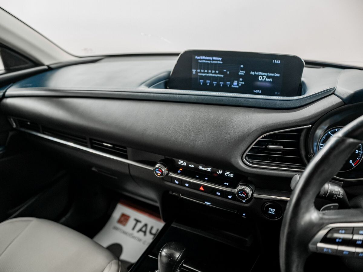Mazda CX-30 2020 - фото автомобиля