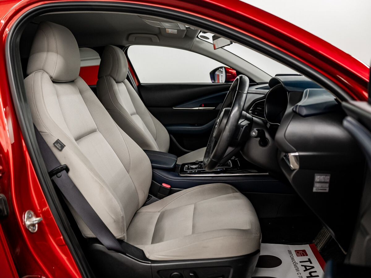 Mazda CX-30 2020 - фото автомобиля