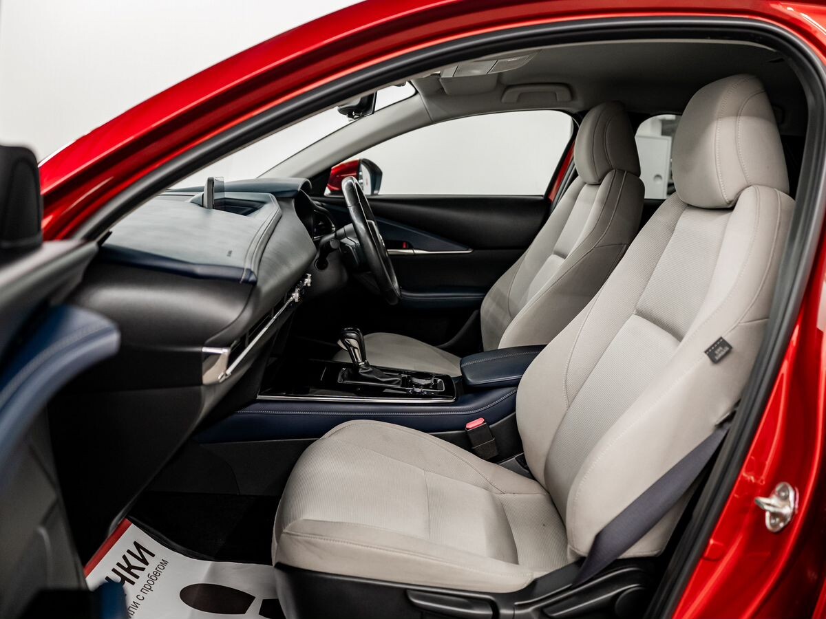 Mazda CX-30 2020 - фото автомобиля