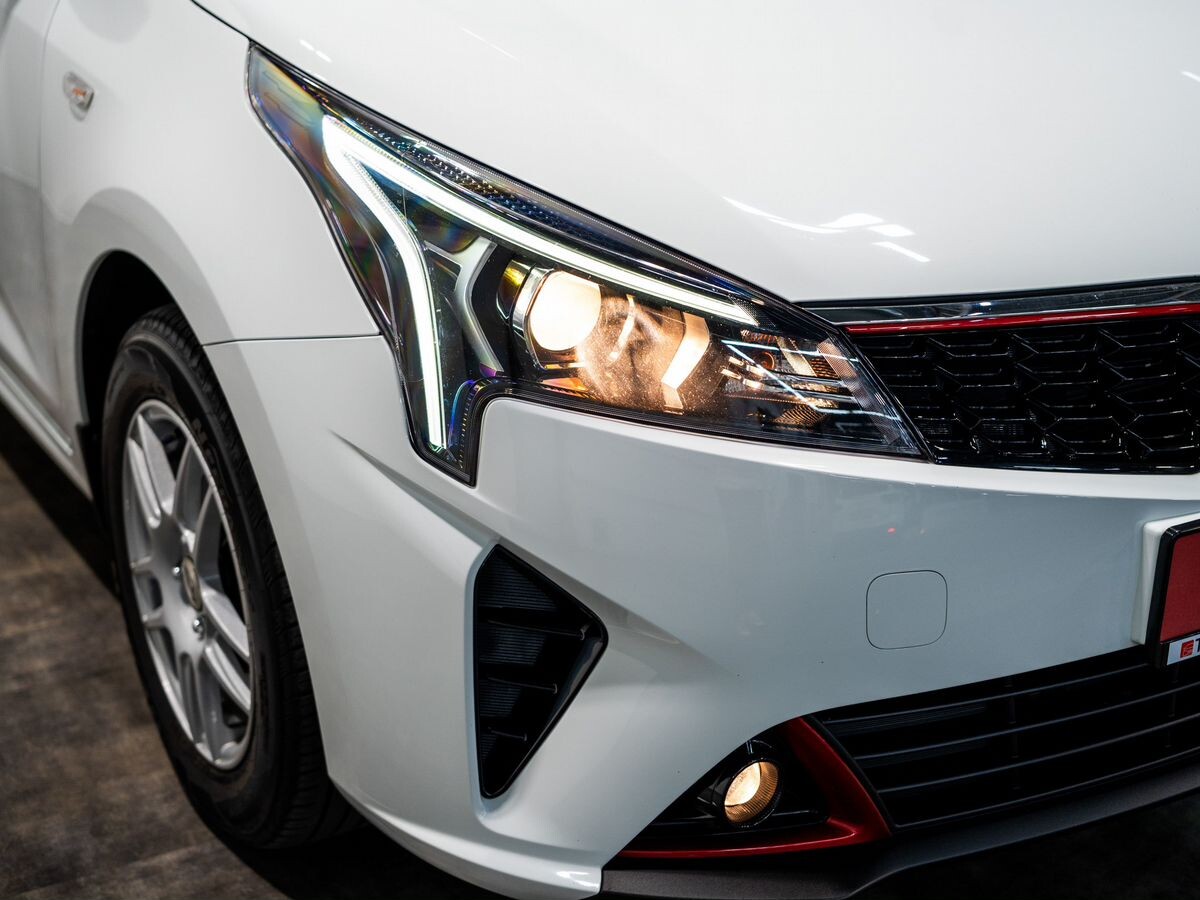 Kia Rio 2020 - фото автомобиля
