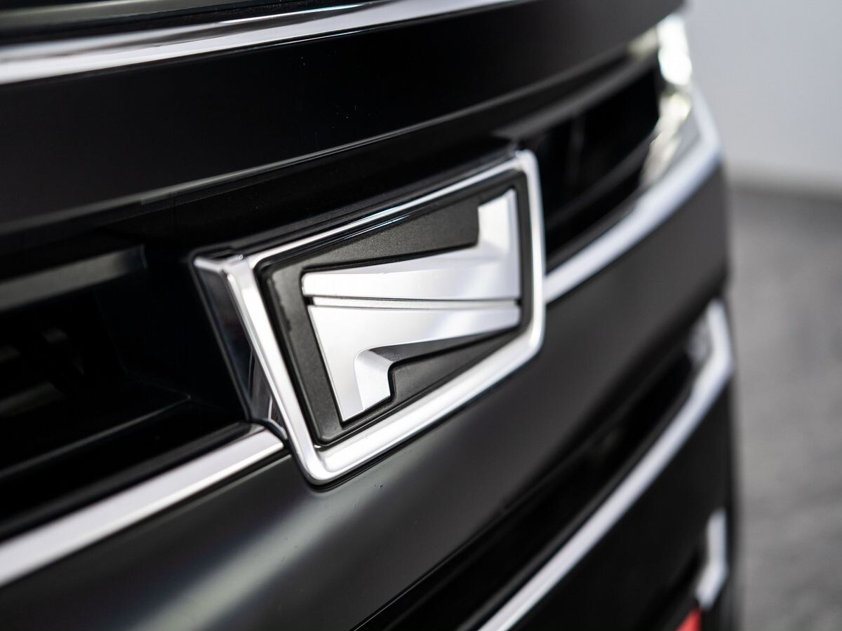 Toyota Noah 2018 - фото автомобиля