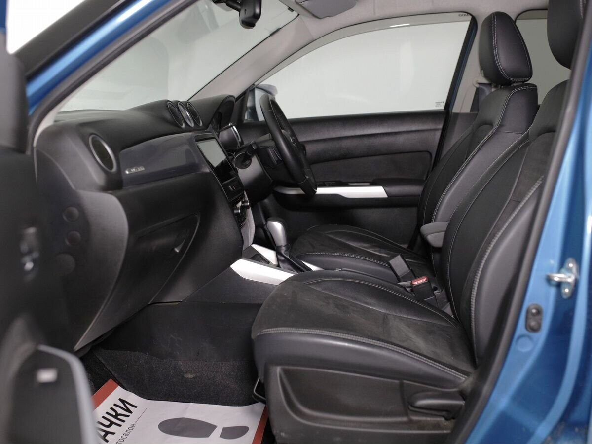 Suzuki Escudo 2016 - фото автомобиля