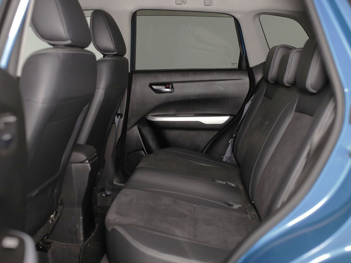 Suzuki Escudo 2016 - фото автомобиля