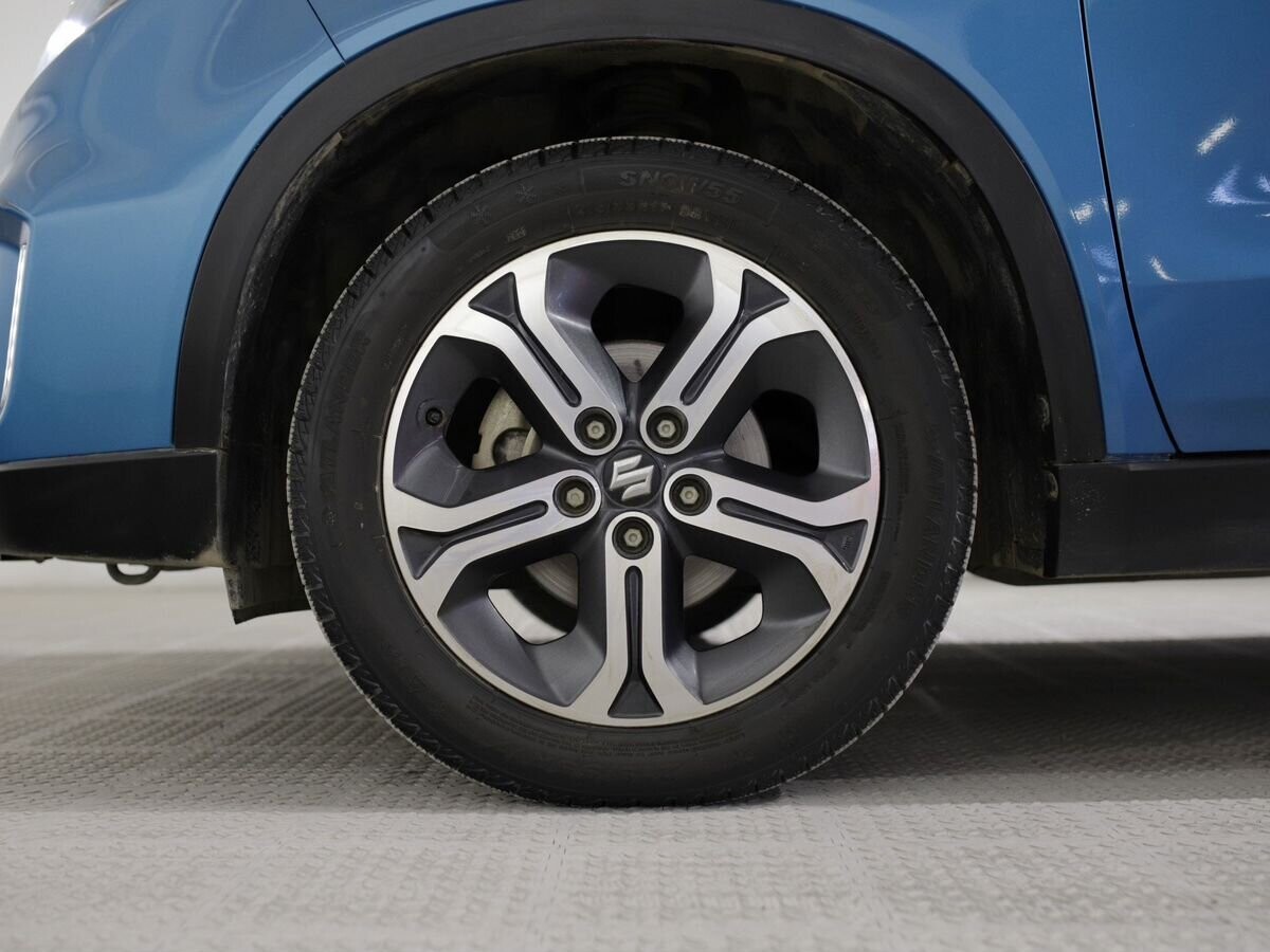 Suzuki Escudo 2016 - фото автомобиля