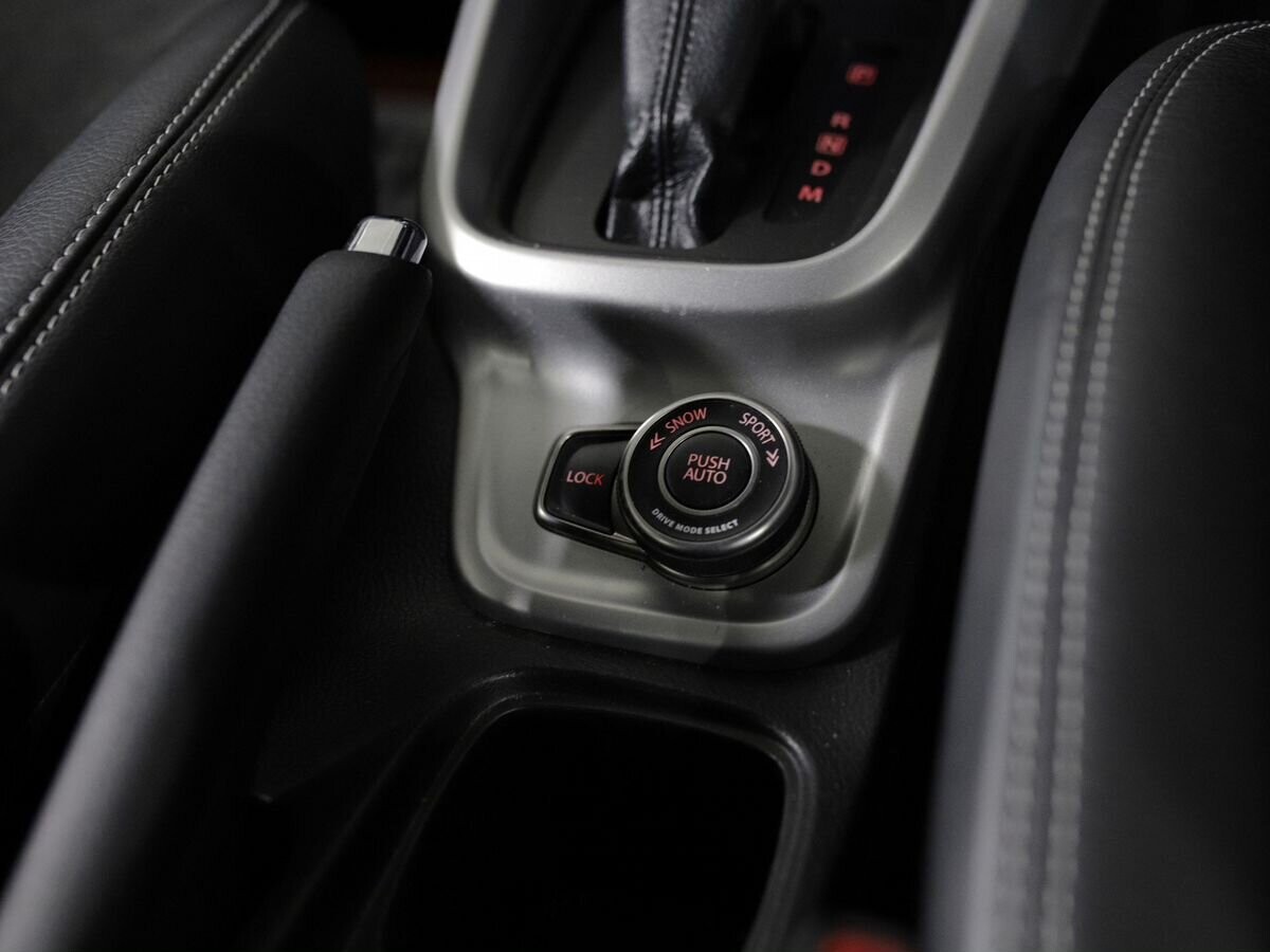 Suzuki Escudo 2016 - фото автомобиля