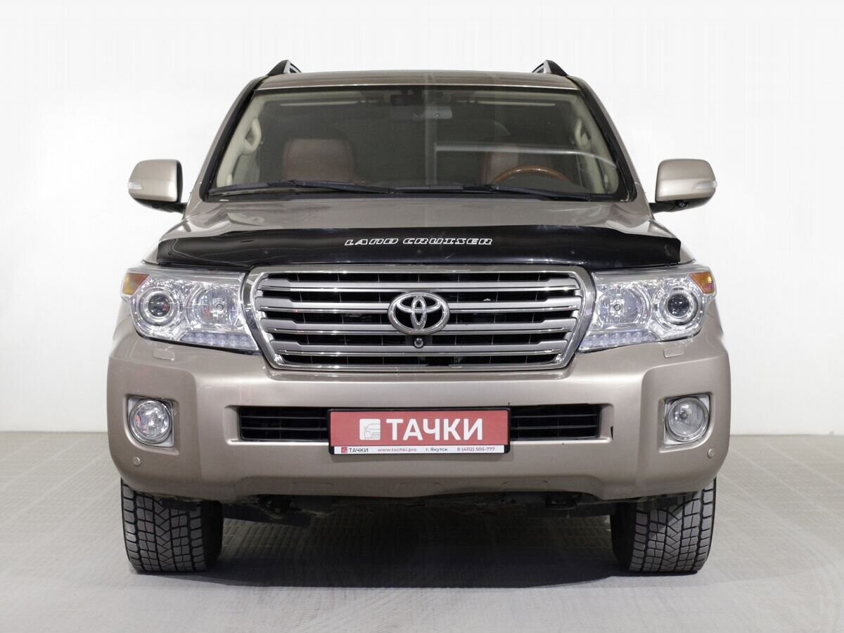 Toyota Land Cruiser 2012 - фото автомобиля