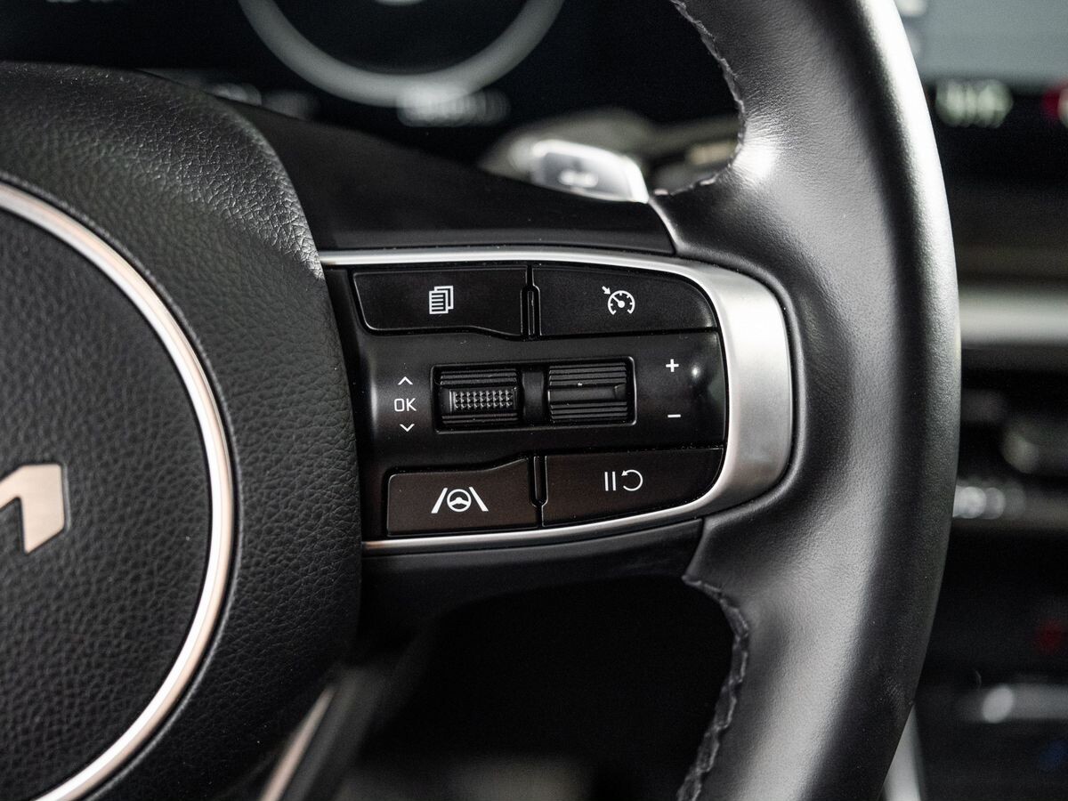 Kia K5 2021 - фото автомобиля
