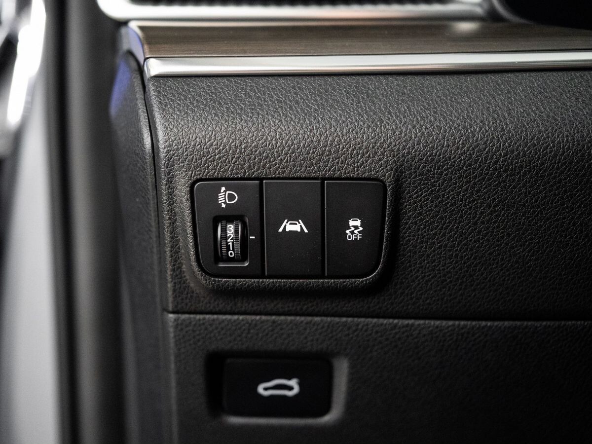 Kia K5 2021 - фото автомобиля