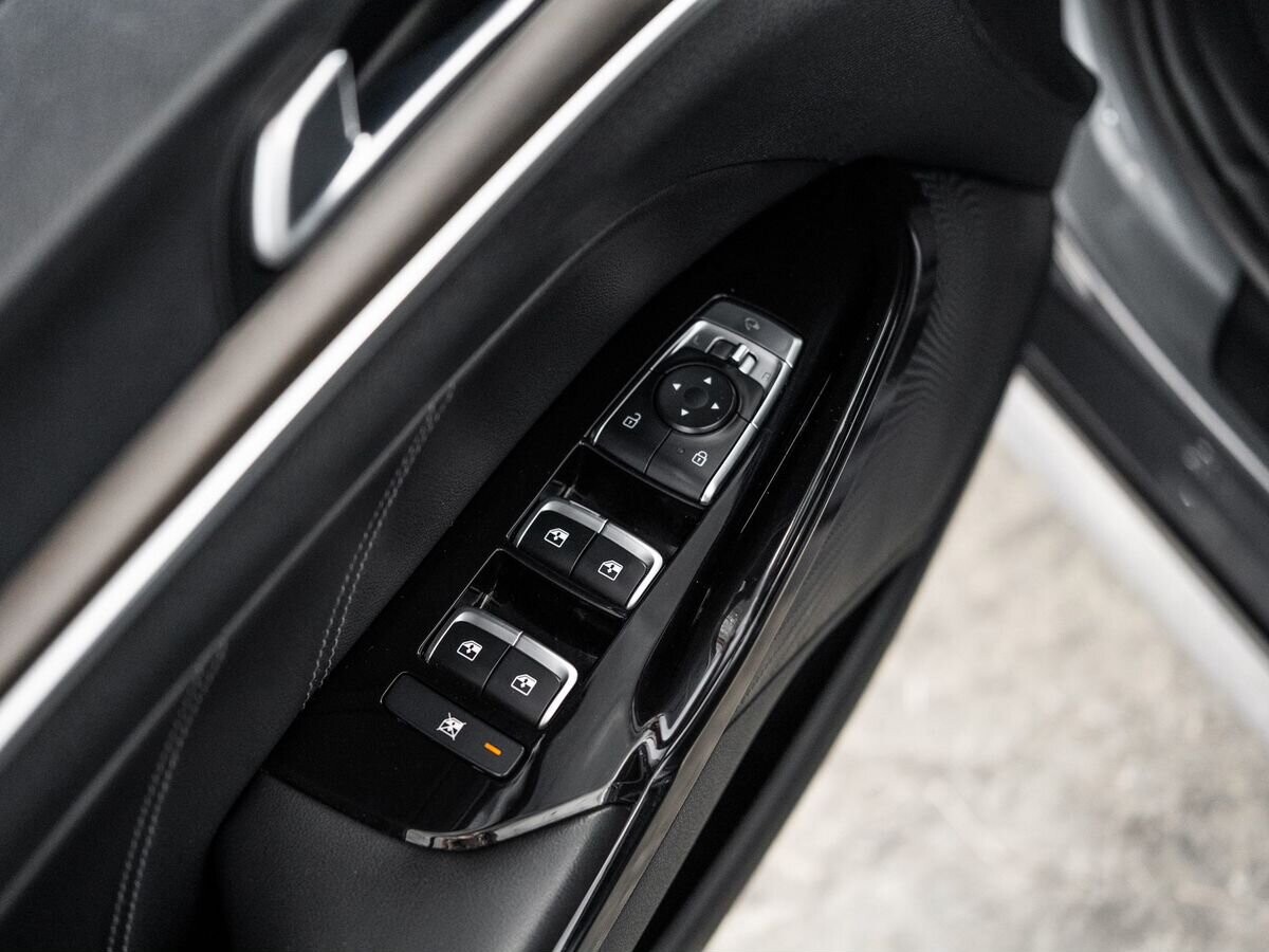 Kia K5 2021 - фото автомобиля