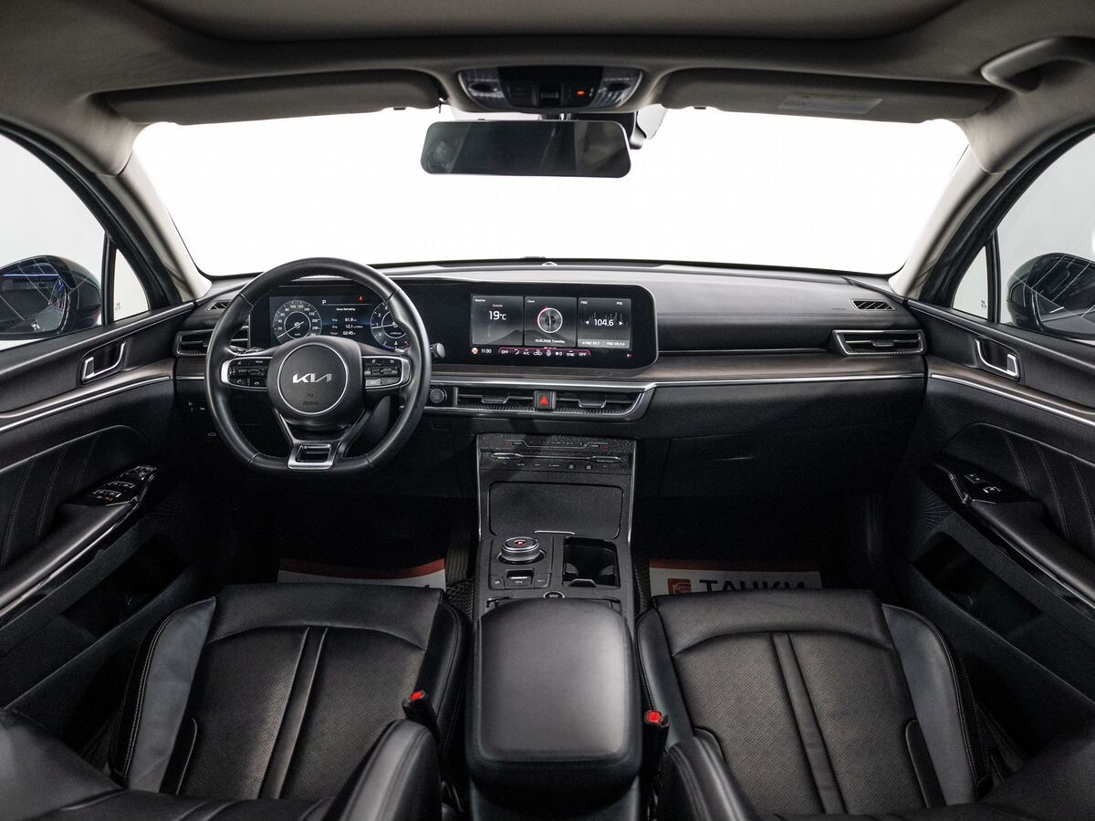 Kia K5 2021 - фото автомобиля