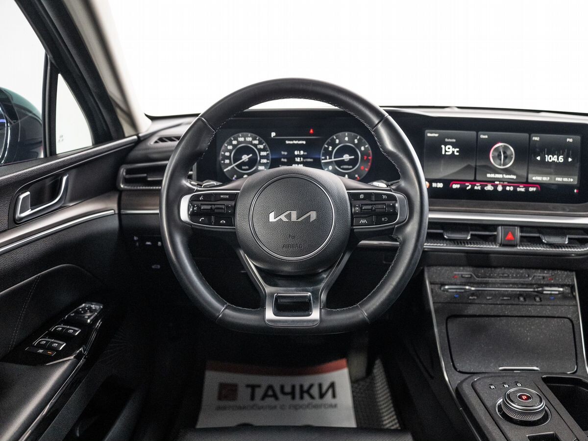 Kia K5 2021 - фото автомобиля
