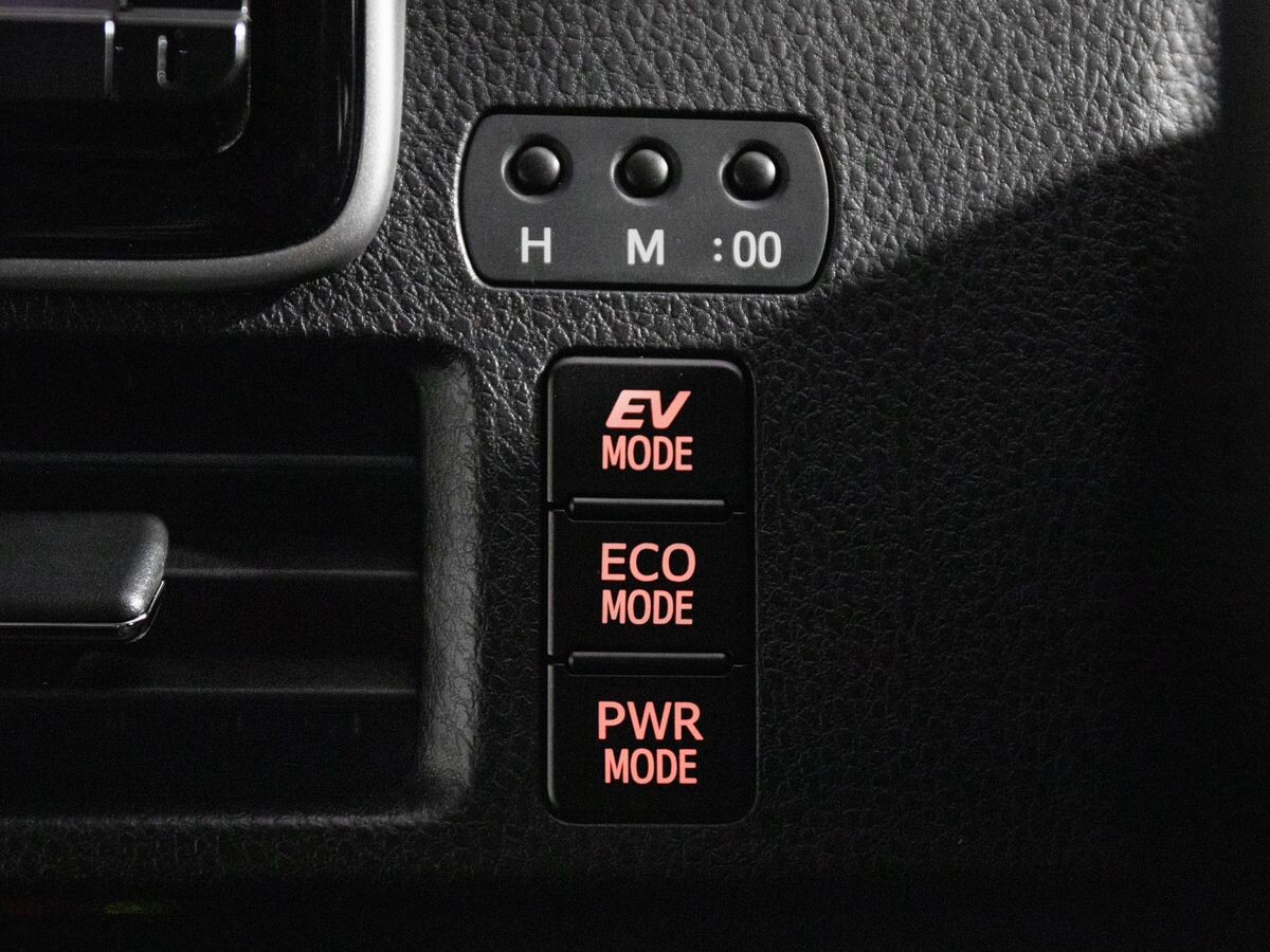 Toyota Voxy 2014 - фото автомобиля