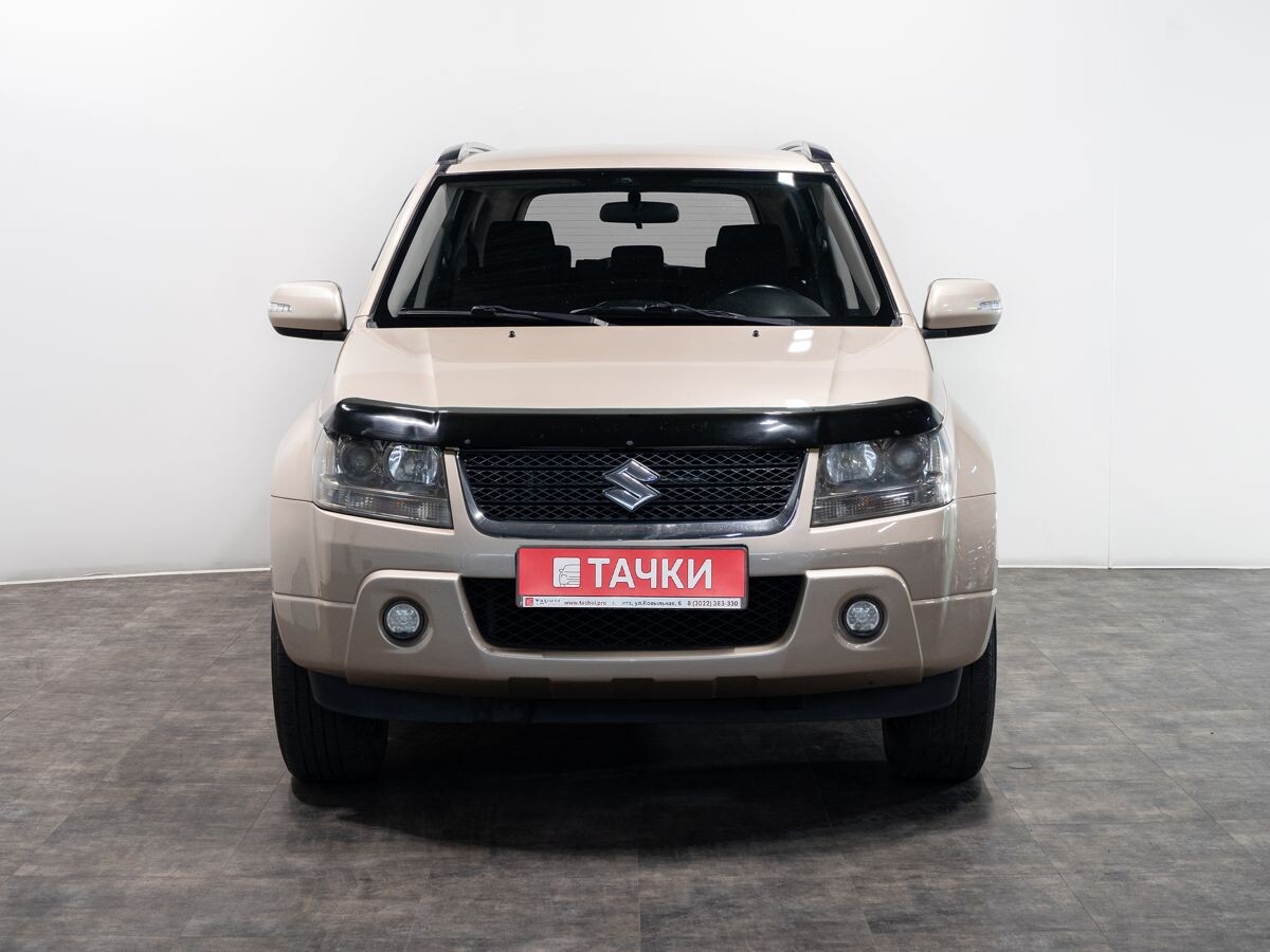 Suzuki Grand Vitara 2010 - фото автомобиля