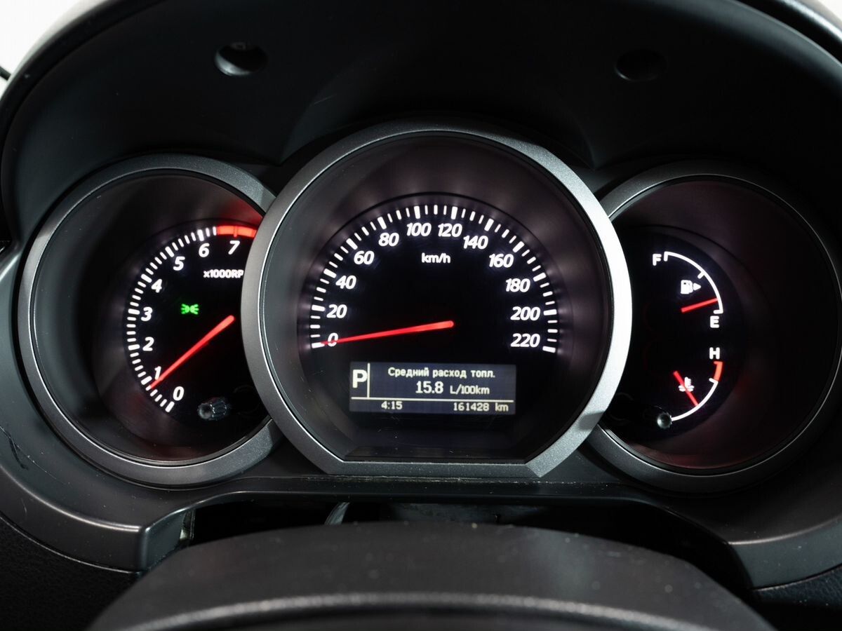 Suzuki Grand Vitara 2010 - фото автомобиля