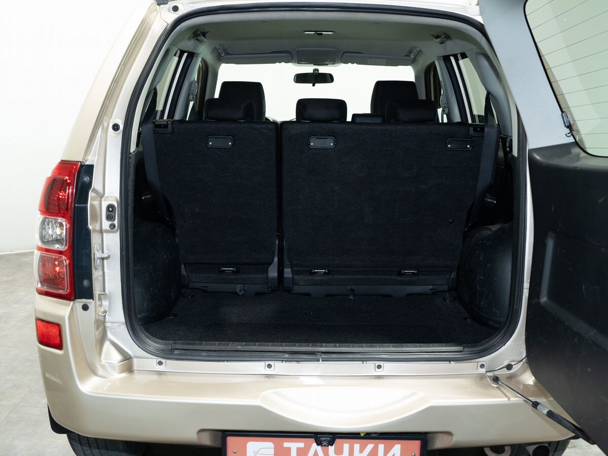 Suzuki Grand Vitara 2010 - фото автомобиля