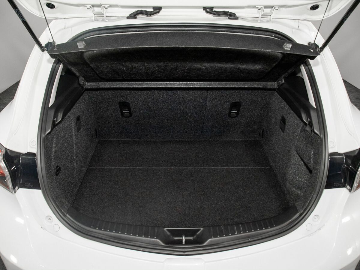 Mazda Axela 2010 - фото автомобиля