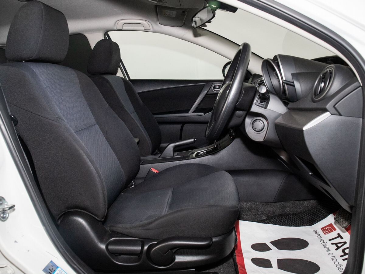 Mazda Axela 2010 - фото автомобиля