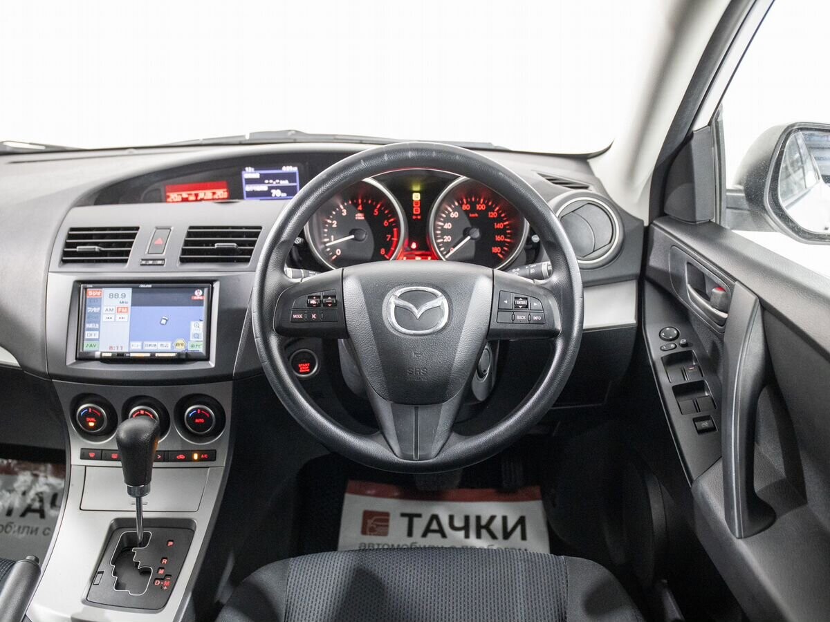 Mazda Axela 2010 - фото автомобиля