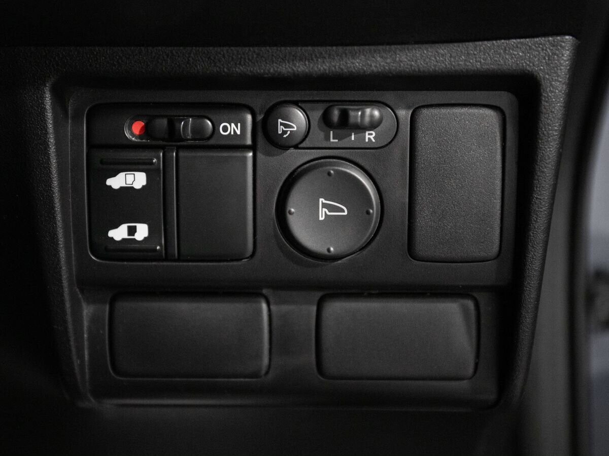 Honda Freed 2009 - фото автомобиля