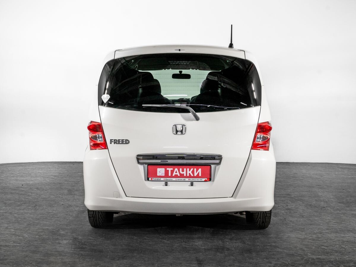 Honda Freed 2009 - фото автомобиля