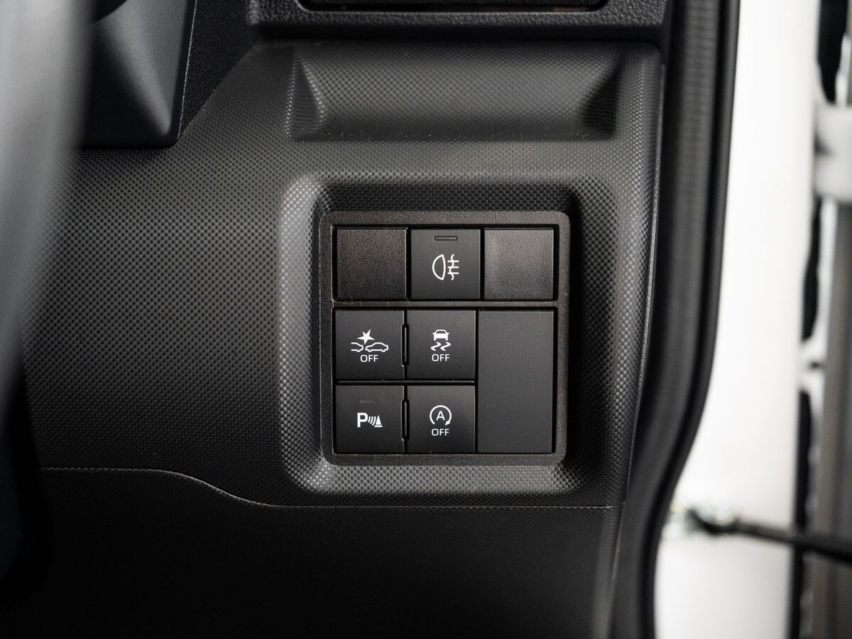 Toyota Raize 2020 - фото автомобиля