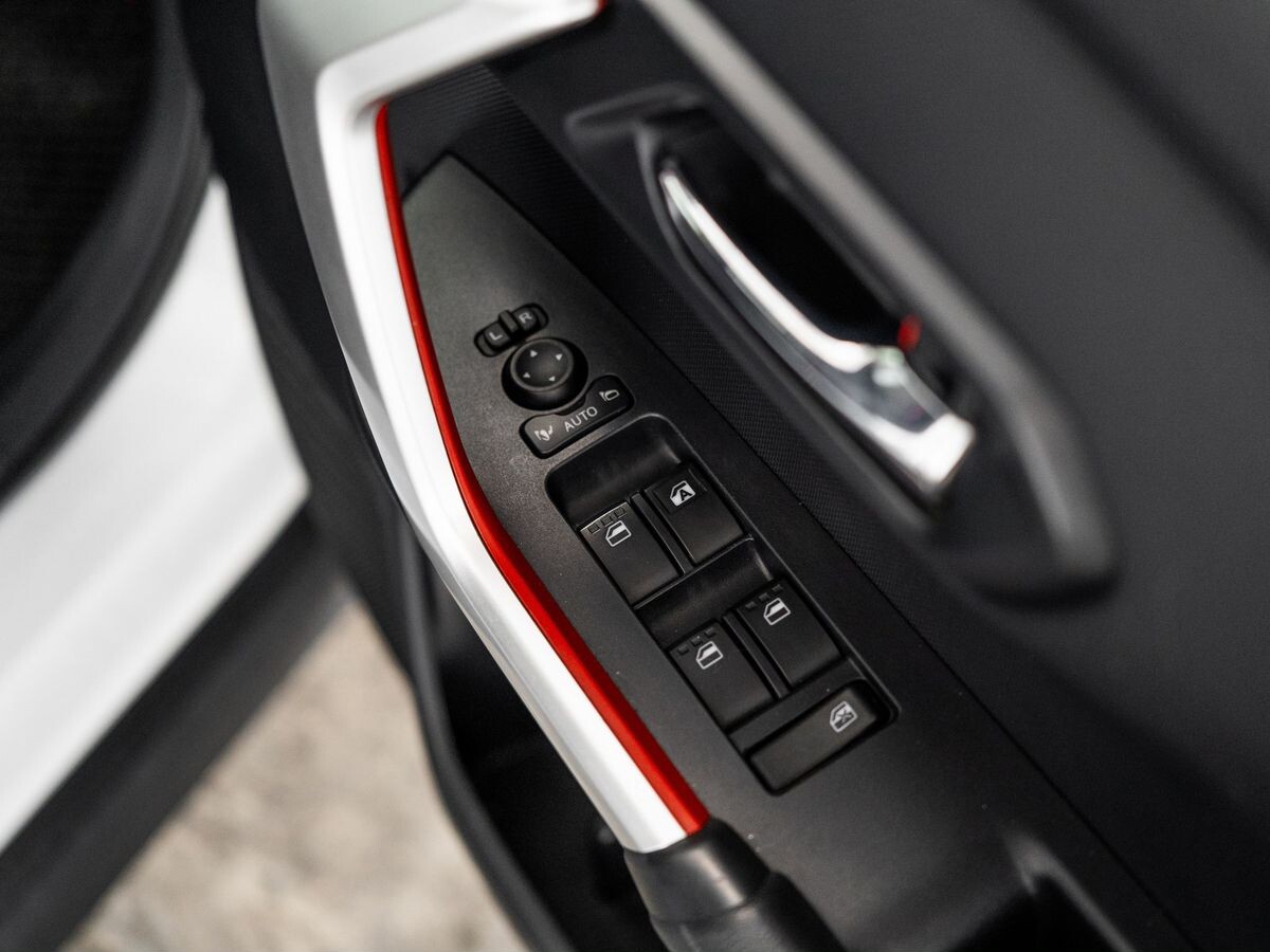 Toyota Raize 2020 - фото автомобиля