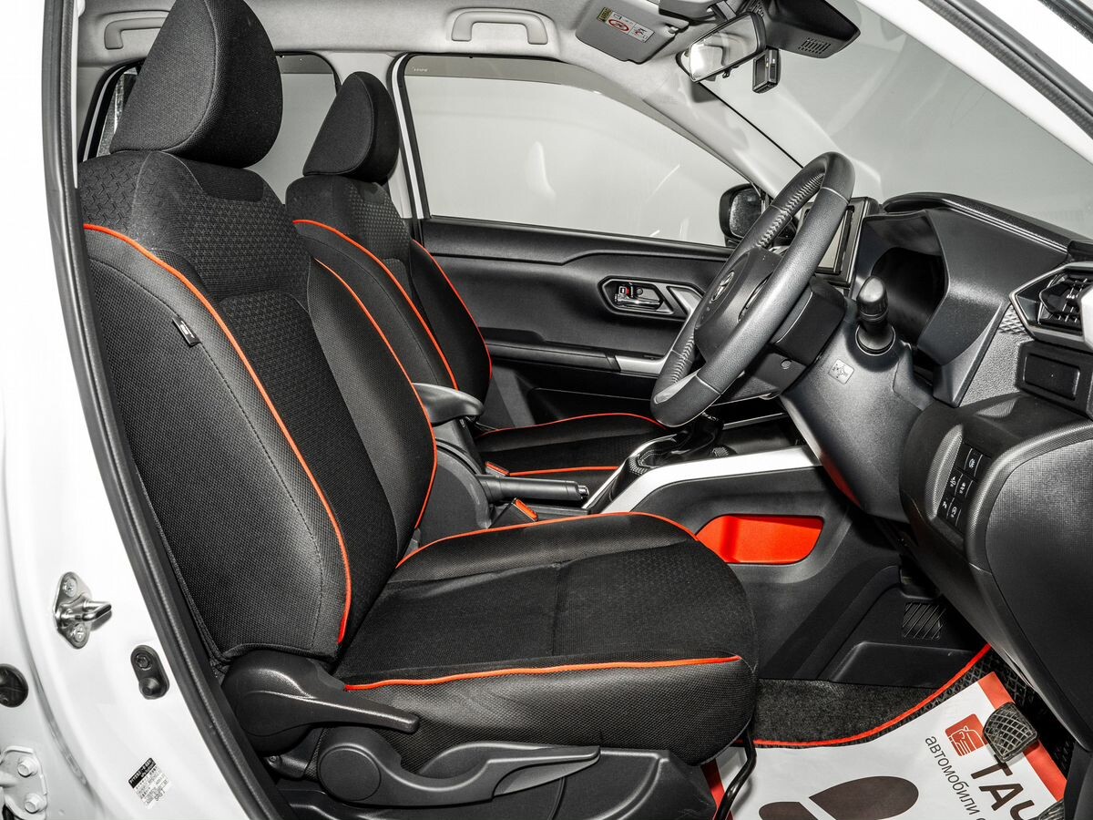Toyota Raize 2020 - фото автомобиля
