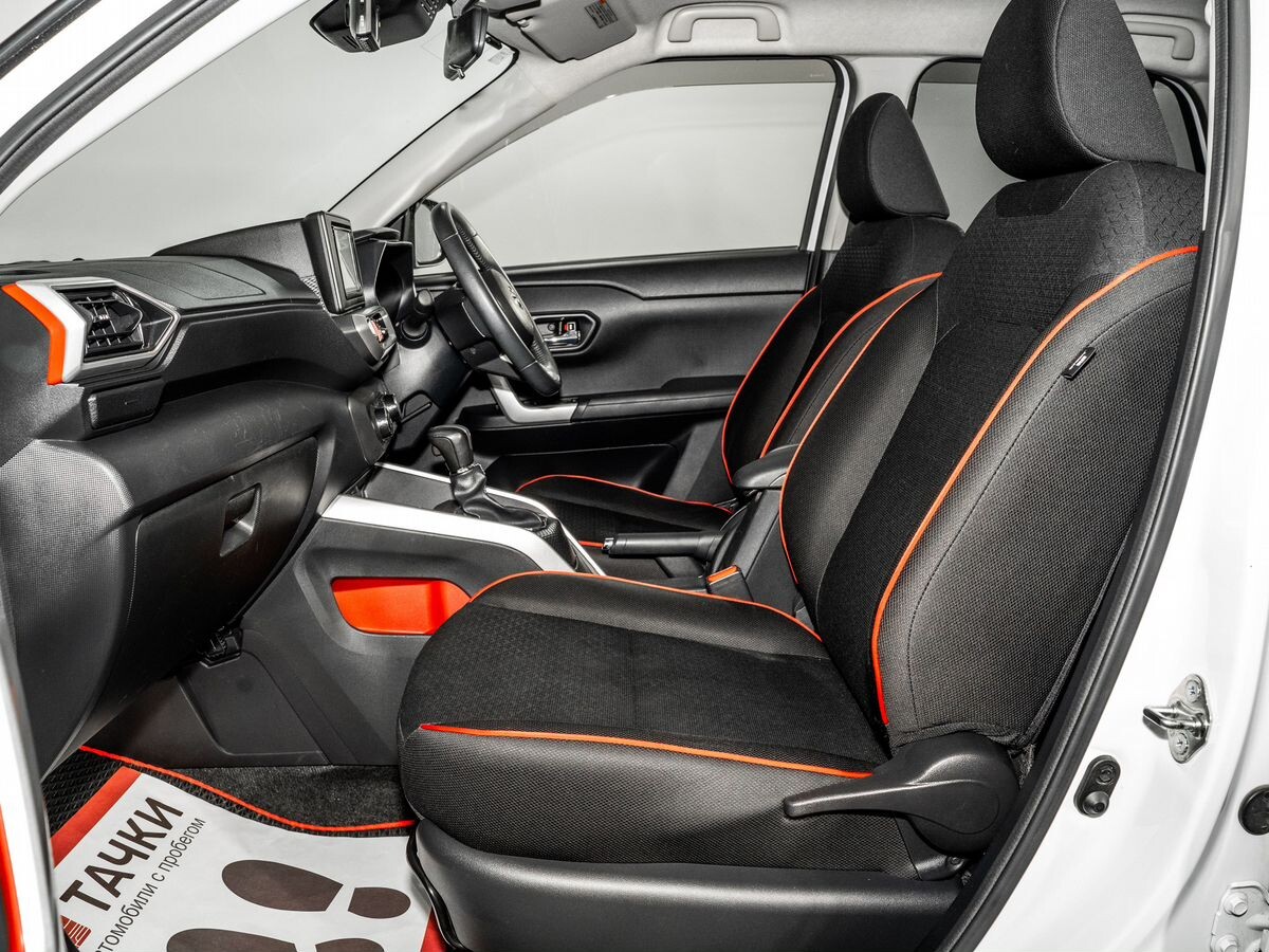 Toyota Raize 2020 - фото автомобиля