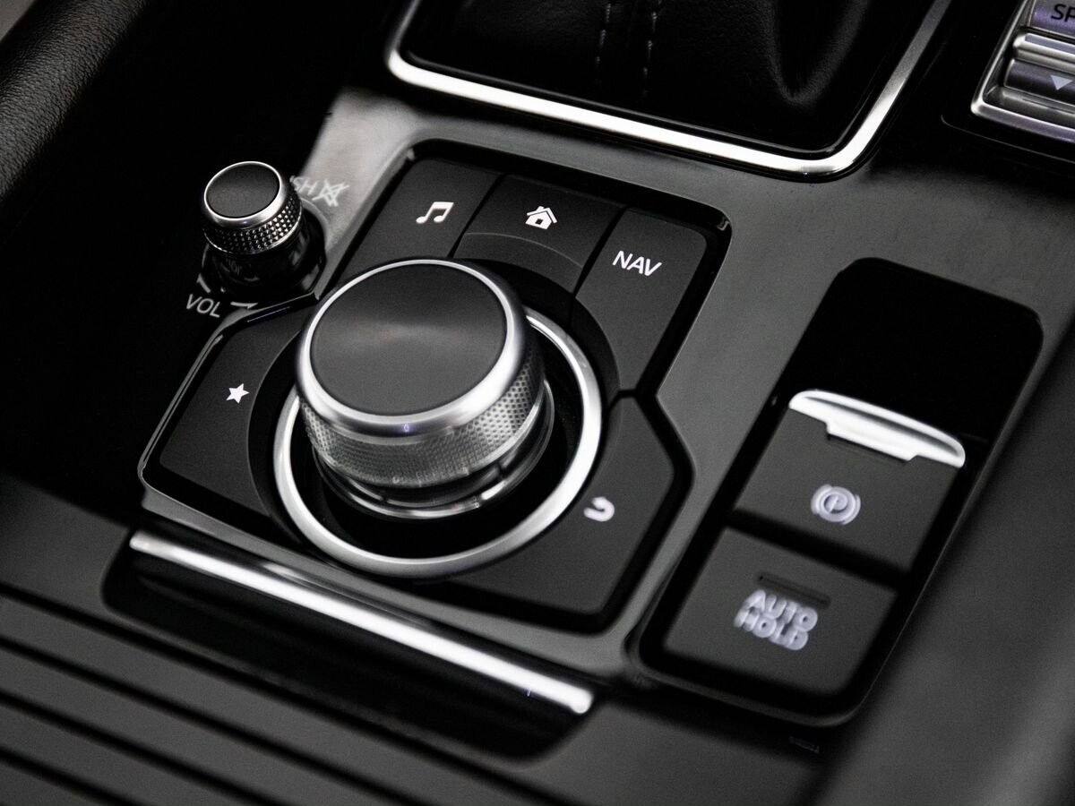 Mazda Atenza 2018 - фото автомобиля