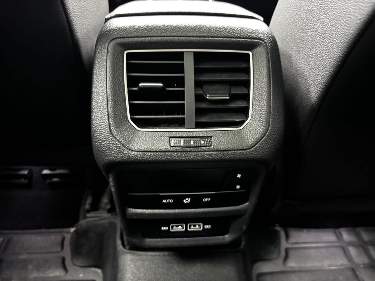 Volkswagen Tayron 2021 - фото автомобиля
