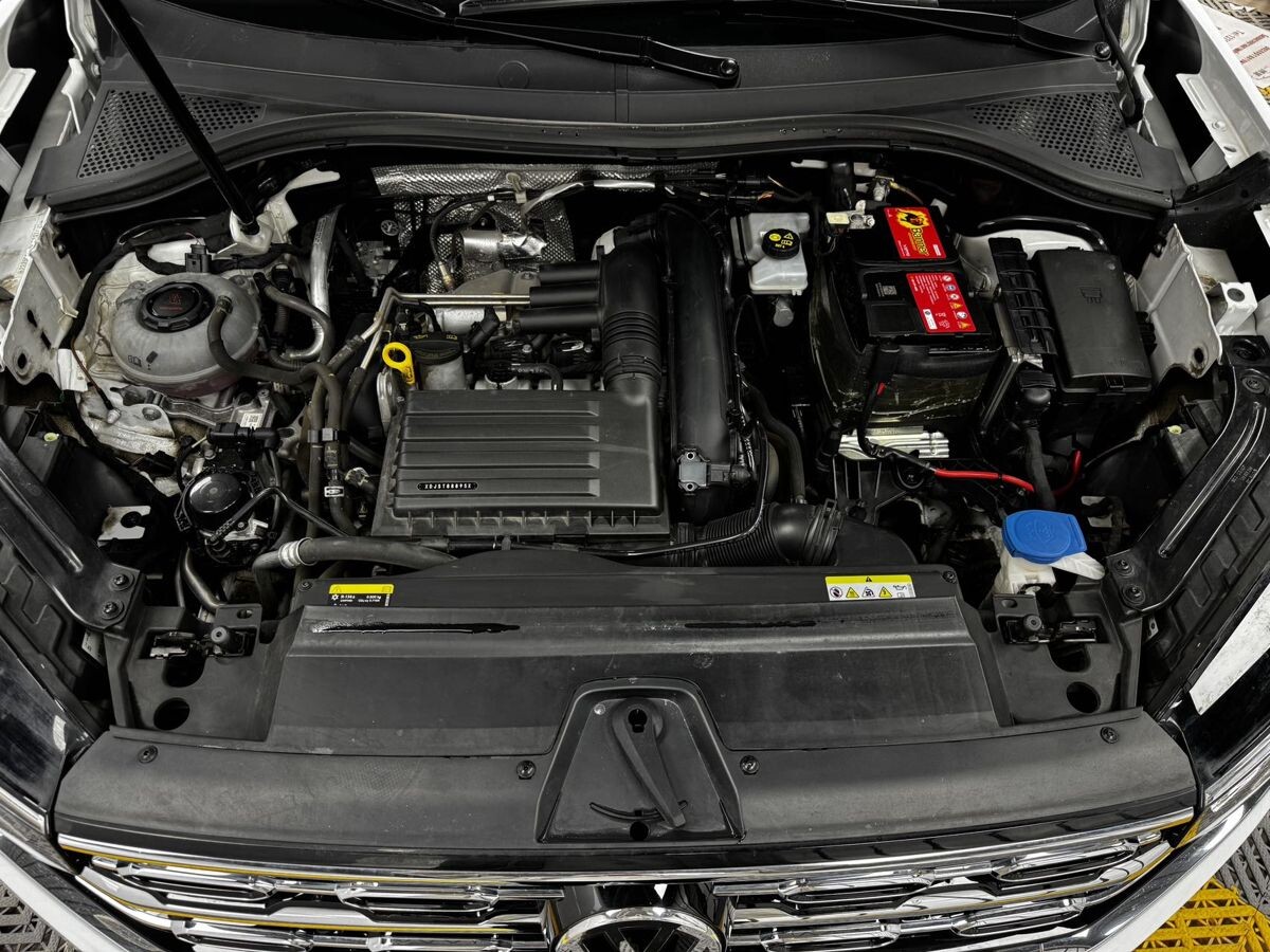 Volkswagen Tayron 2021 - фото автомобиля