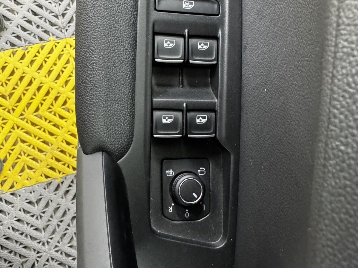 Volkswagen Tayron 2021 - фото автомобиля