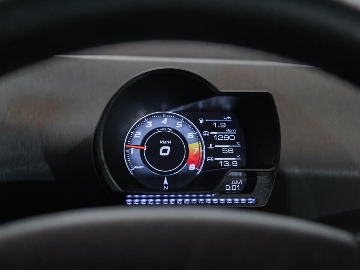 Toyota Prius Alpha 2013 - фото автомобиля