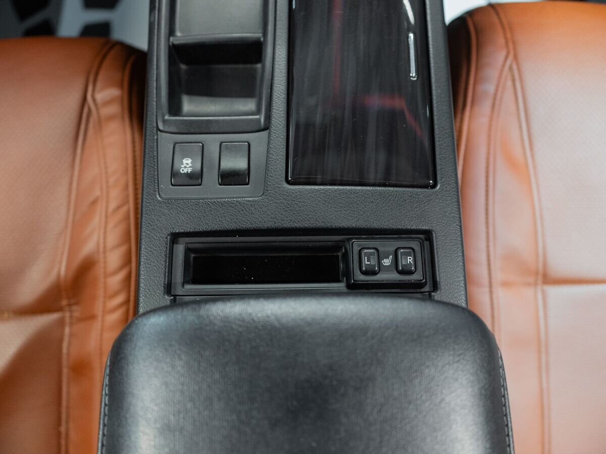 Lexus RX270 2013 - фото автомобиля
