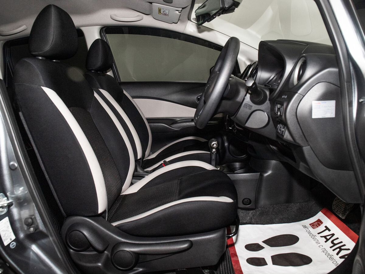 Nissan Note 2017 - фото автомобиля