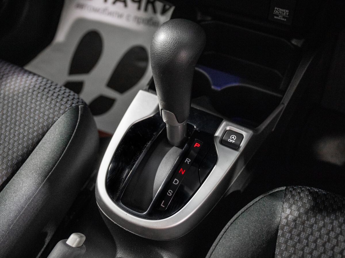 Honda Fit 2019 - фото автомобиля