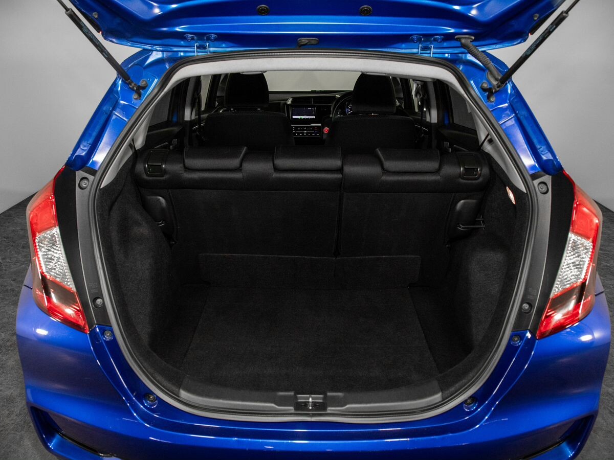 Honda Fit 2019 - фото автомобиля