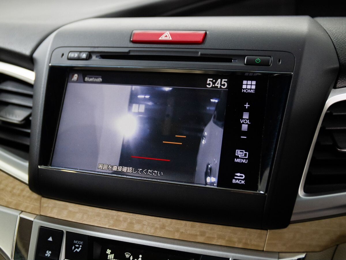 Honda Jade 2015 - фото автомобиля